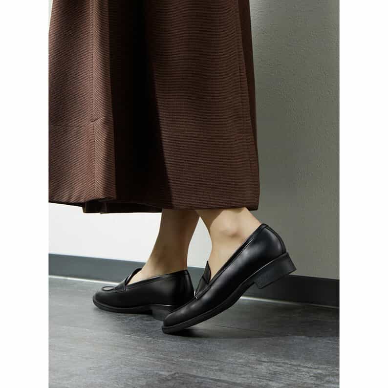 ランウォーク レディース 2E（1232A079-001）RUNWALK ｜ GEL-BIZ