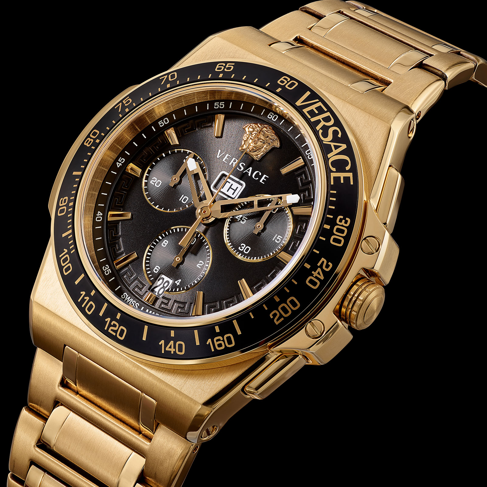 VAGUE掲載｜NEWS｜VERSACE WATCHES - ヴェルサーチェ・イタリア発の