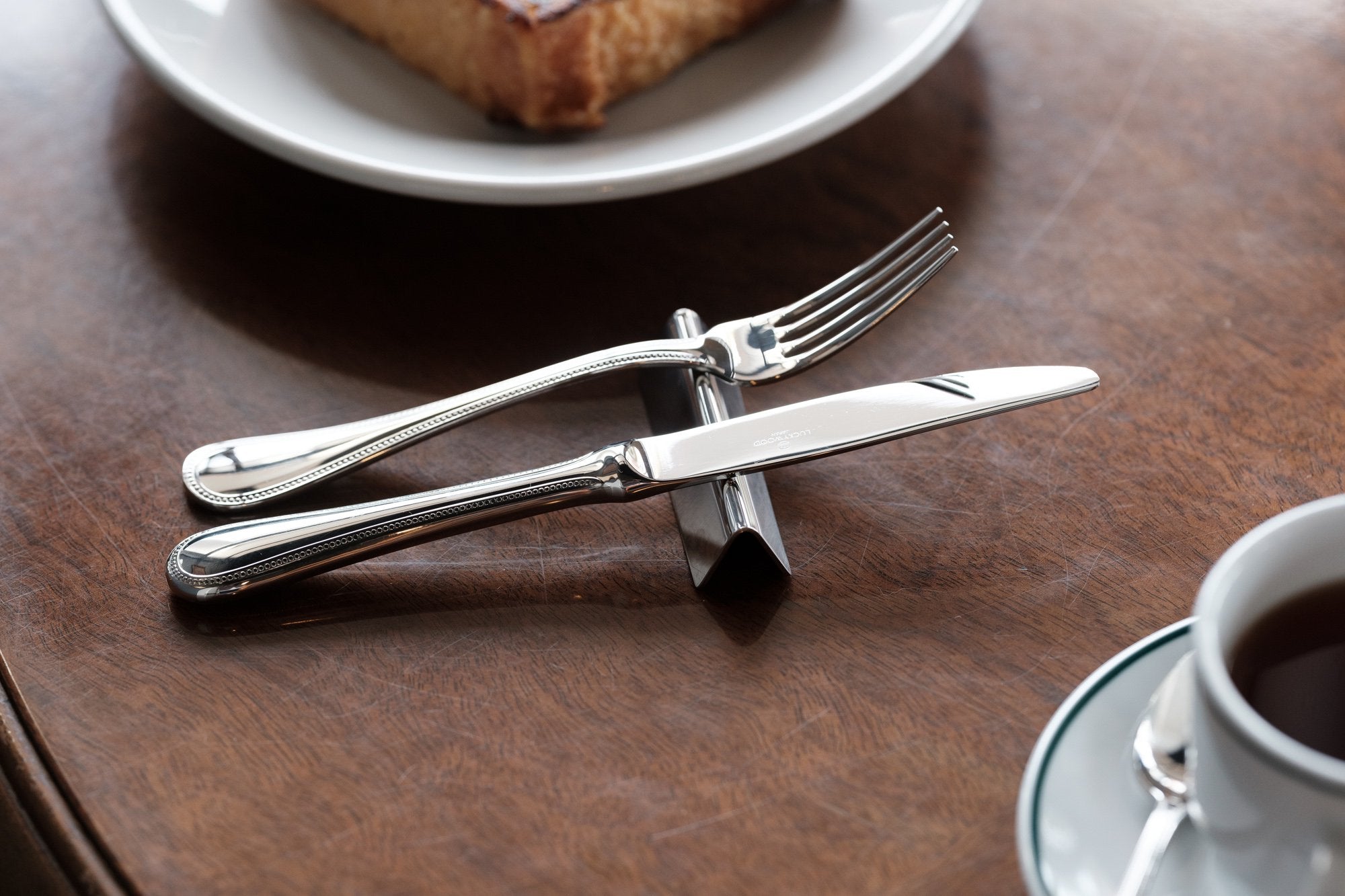 ナイフレスト トライアングル T80｜LUCKYWOOD