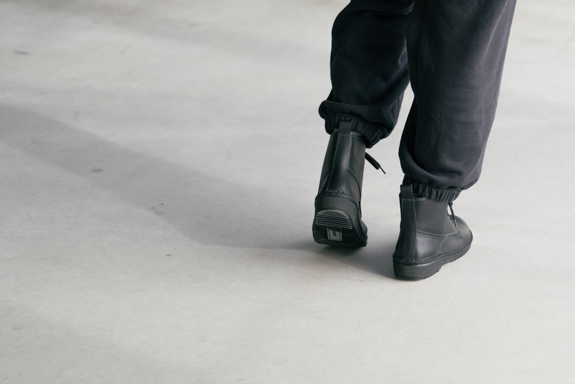 CLAUDIA（クラウディア）｜NAOT (ナオト）- パンと日用品の店 わざわざ