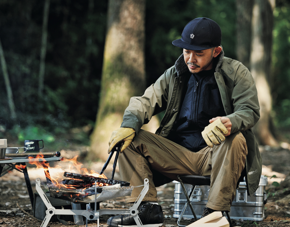 外遊び防寒ギアの要注目作。「エリア241」の発熱式ヒーティングベスト