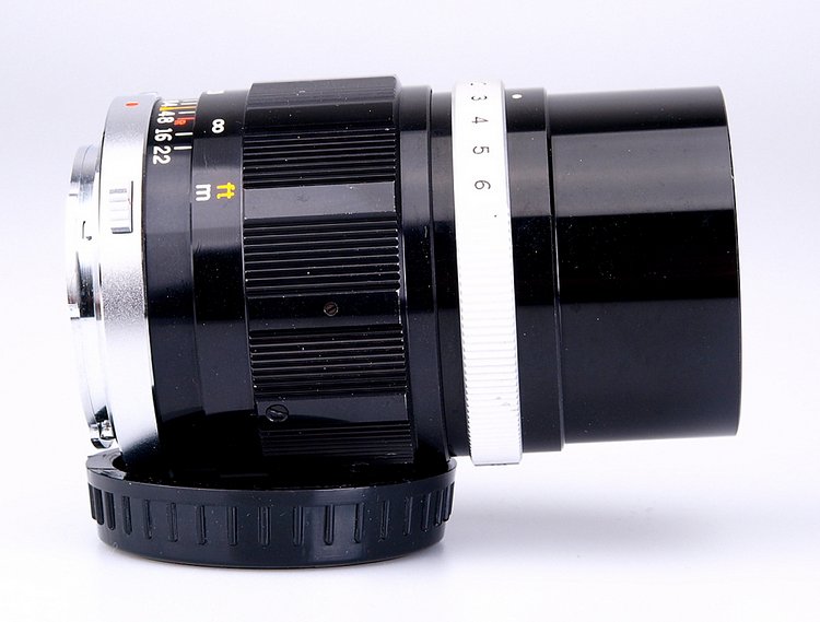 Olympus Pen FT E.Zuiko Auto-T 100mm F3.5 lens. Nice small telelens