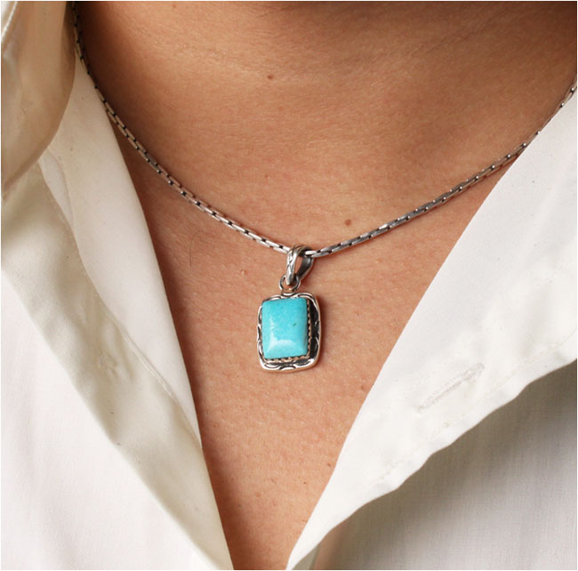 pendant4924d.jpg