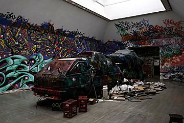 10＋1 website｜「X-COLOR／グラフィティin Japan」展評｜テンプラス