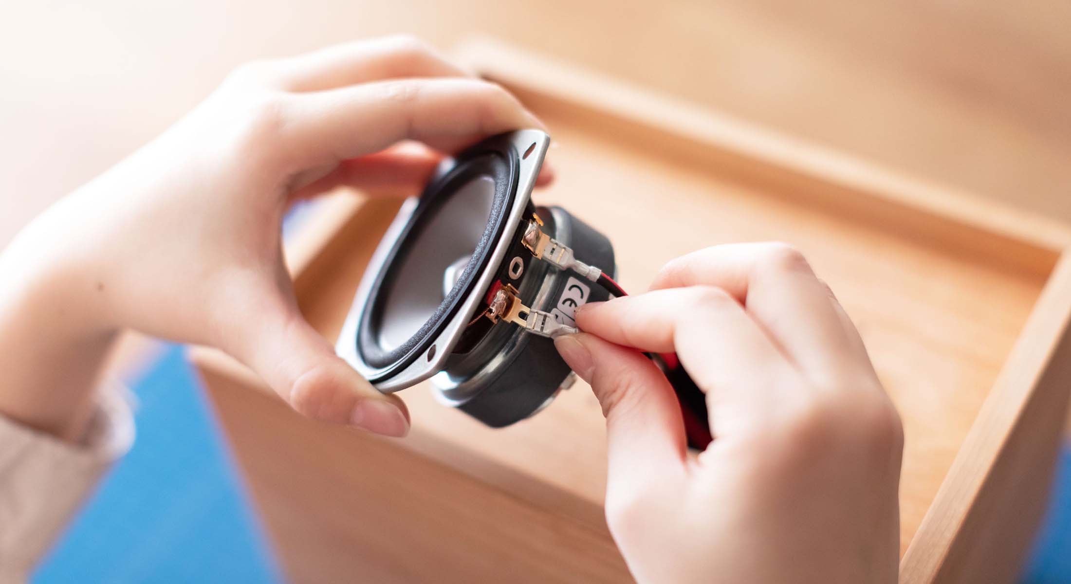 きほんのスピーカーキット - ほぼ日刊イトイ新聞