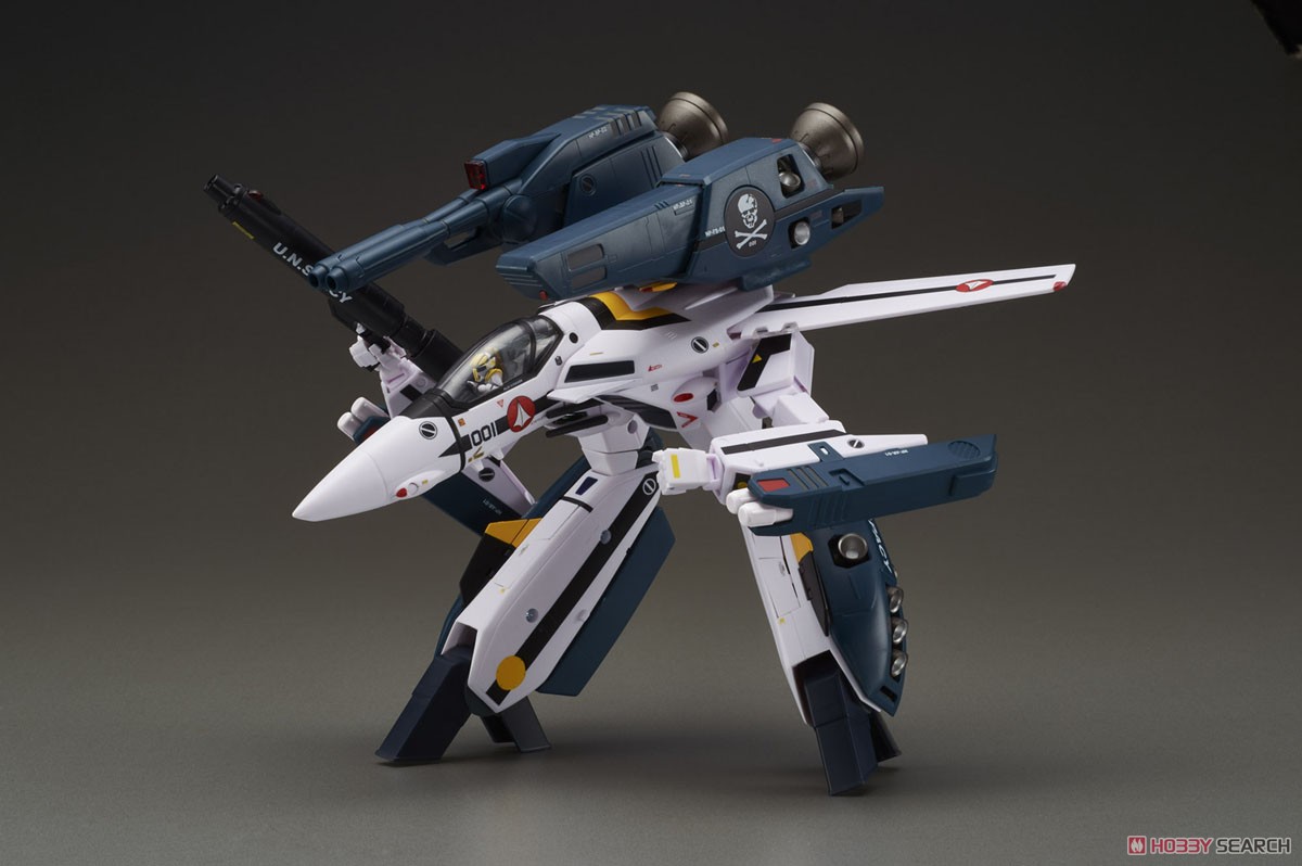 1/60 完全変形VF-1S ストライクバルキリー (ロイ・フォッカー