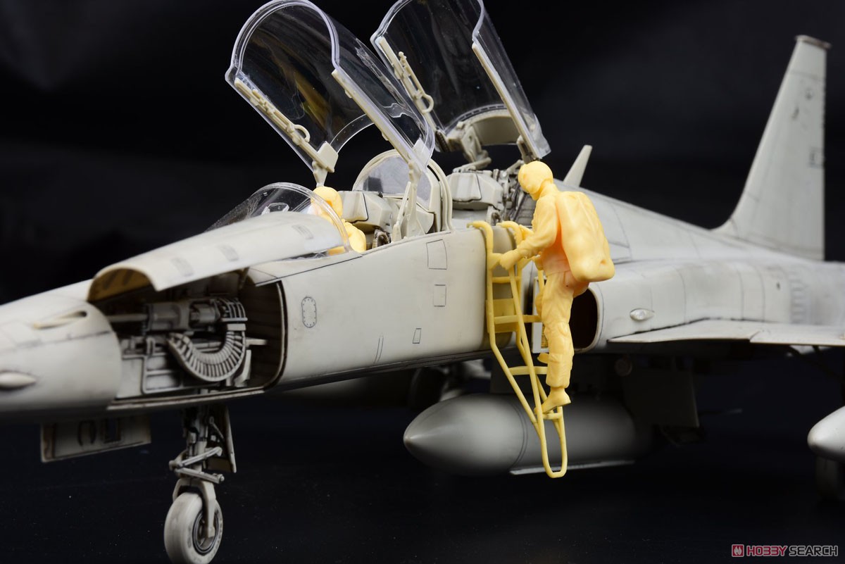 F-5F TigerII (Plastic model) - HobbySearch Military Model Store