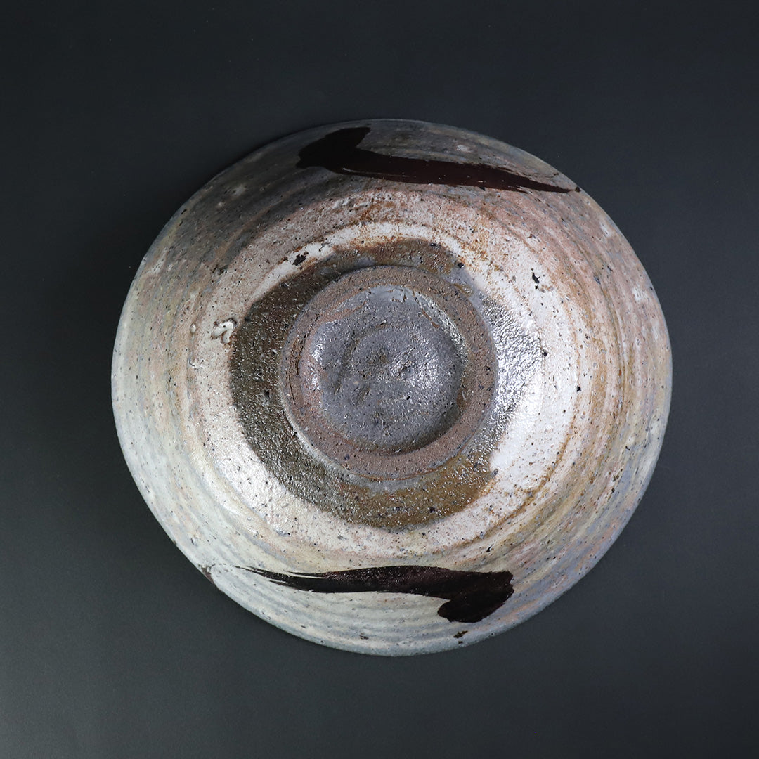 丸田宗彦 作 粉引唐津沓鉢 – ギャラリー一番館オンラインショップ
