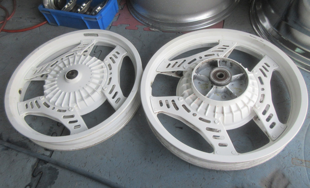 cbx400 550F ホイール ホイール CBX400F cbx400f 通販 安い cbr400f