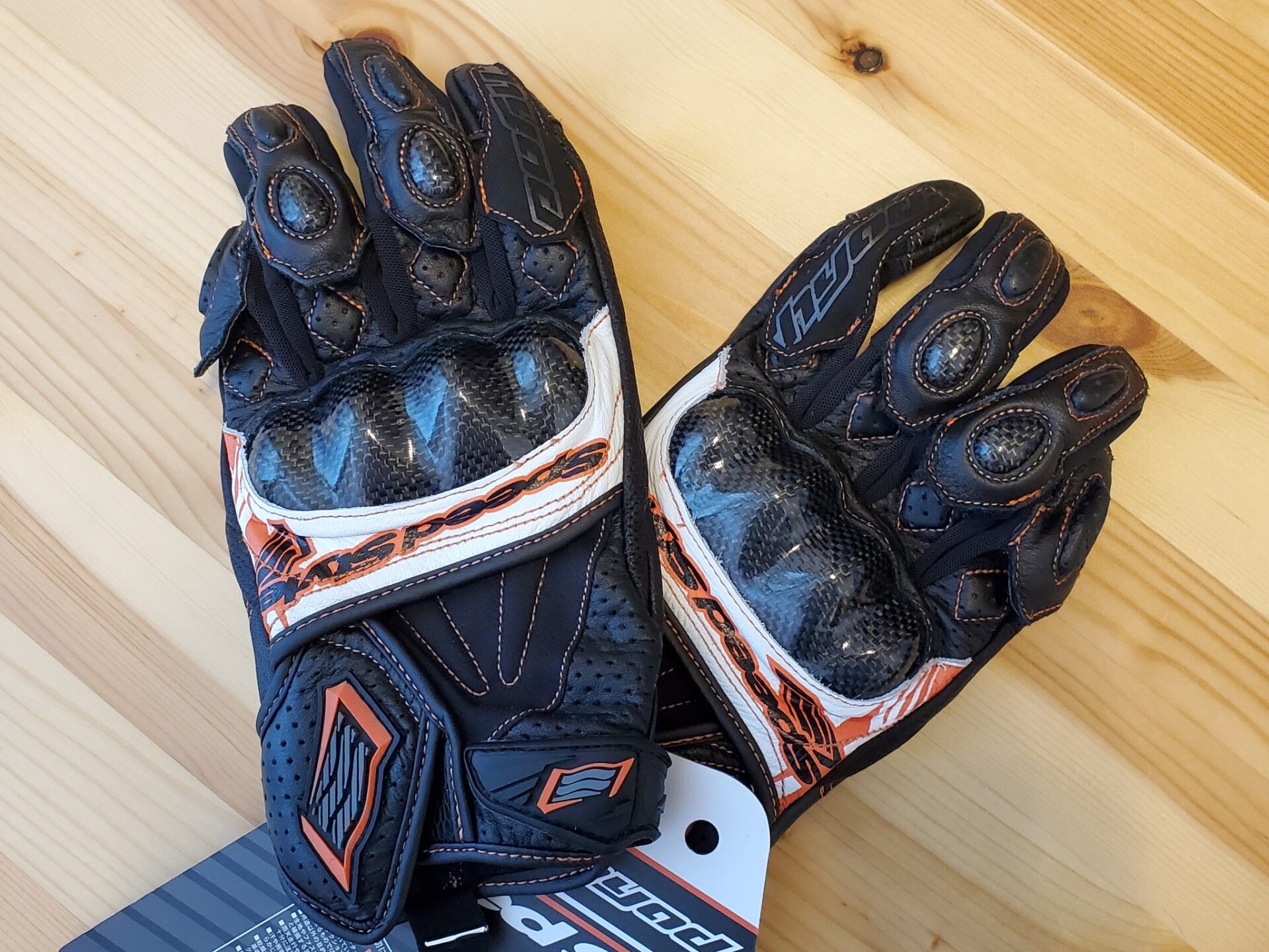 レビュー】HYODのショートグローブ HSG015N ST-X CORE GLOVES｜旅好き