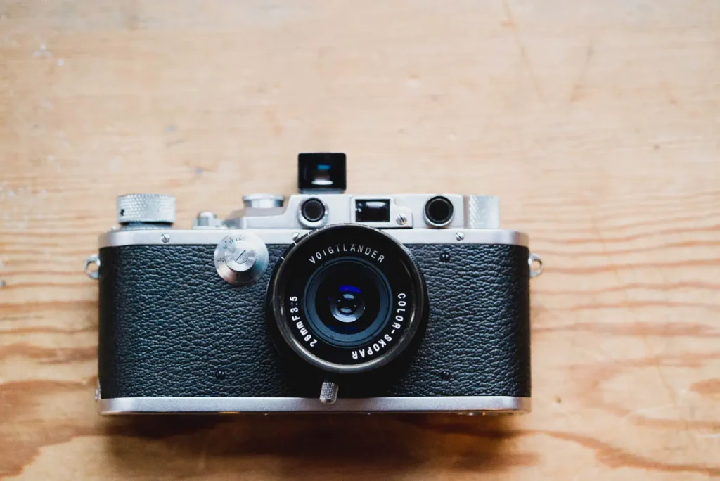 7 Reasons you should own a Thread Mount Leica - 35mmc