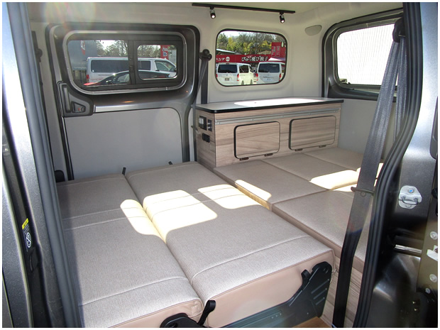 新車コンプリートカー NV200 バネット - 4Cs（フォーシーズ）