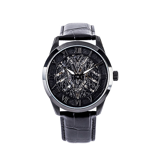 DARK SOULS」モチーフの腕時計やバッグ，財布，アウター，ブーツなど