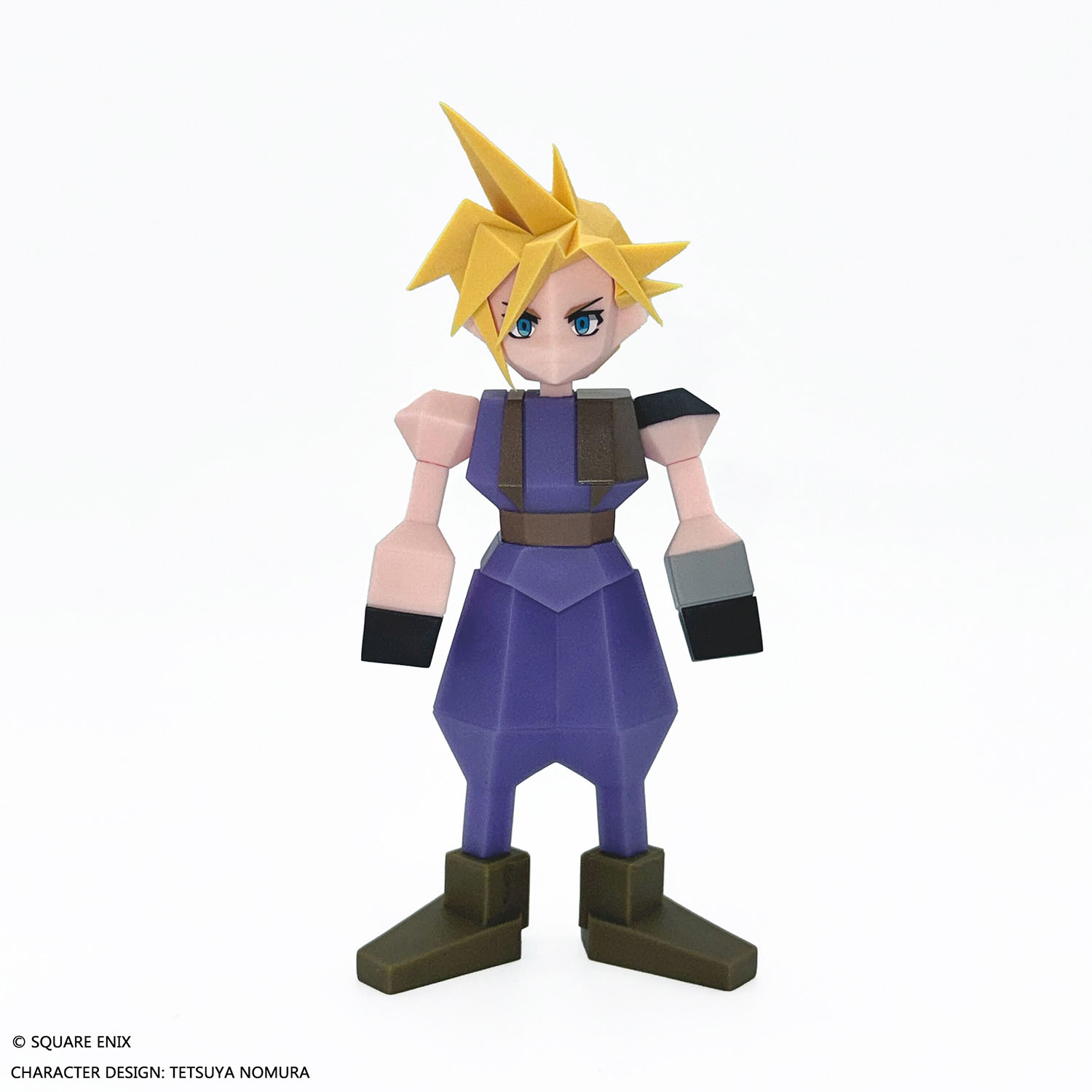 PS版「FFVII」のクラウドを発売当時のカクカクした姿で立体化。新作