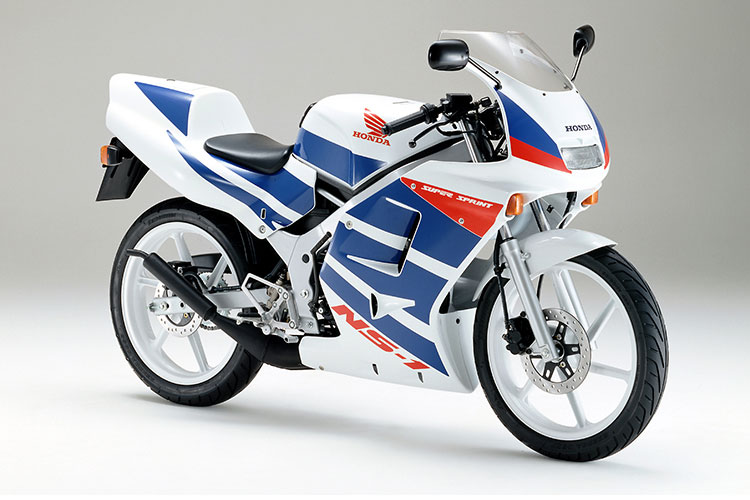 HONDA NS-1はメットインできる2ストスポーツ原付 | Bike Life Lab