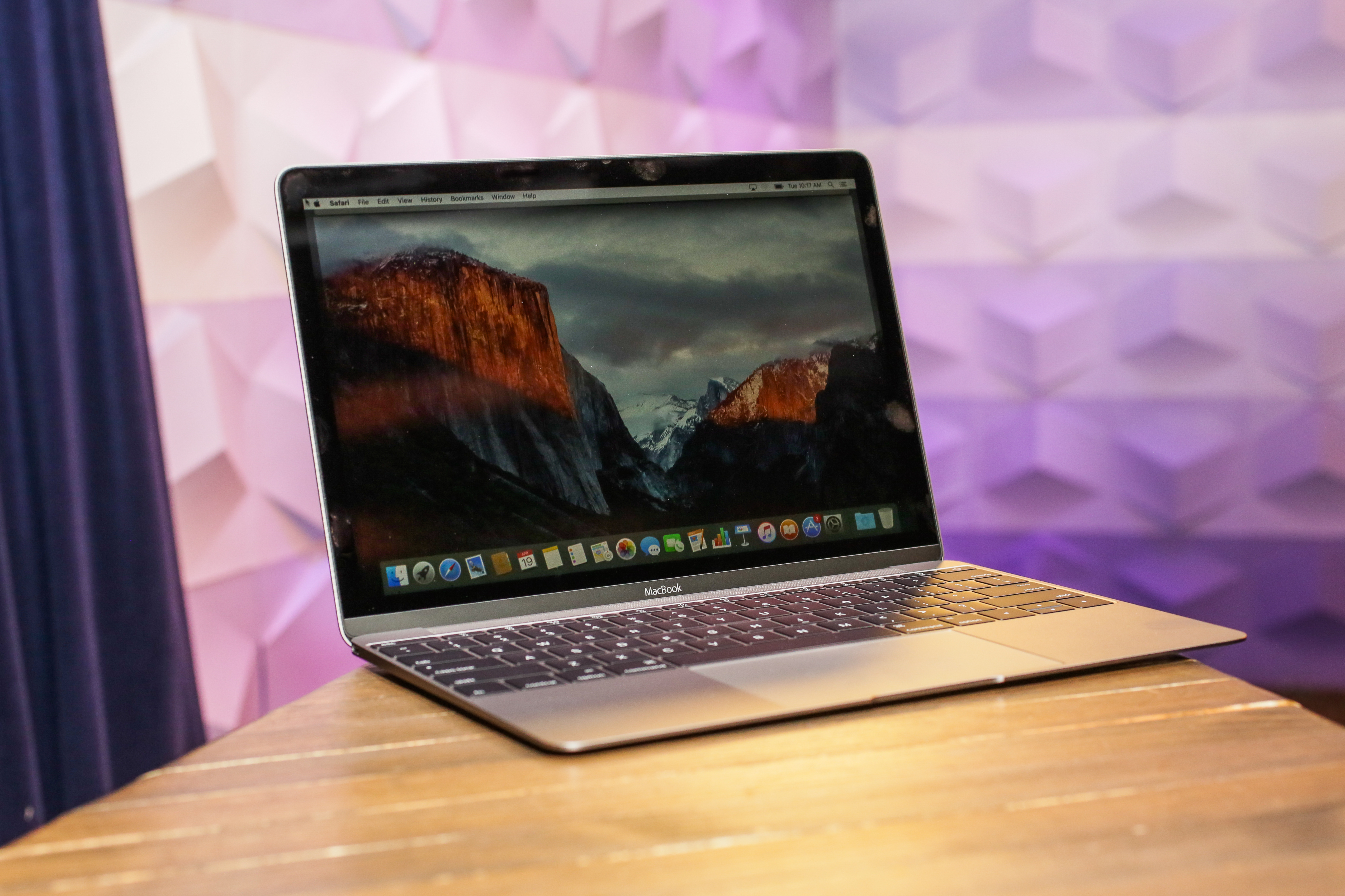 Apple MacBook (2016) review: MacBook still short on ports, but