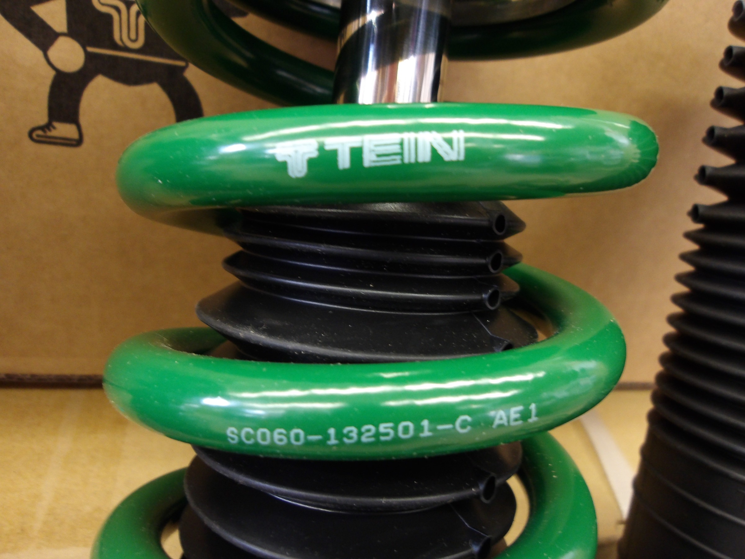 ステップワゴン（RF3）テイン製車高調「STREET BASIS Z」装着