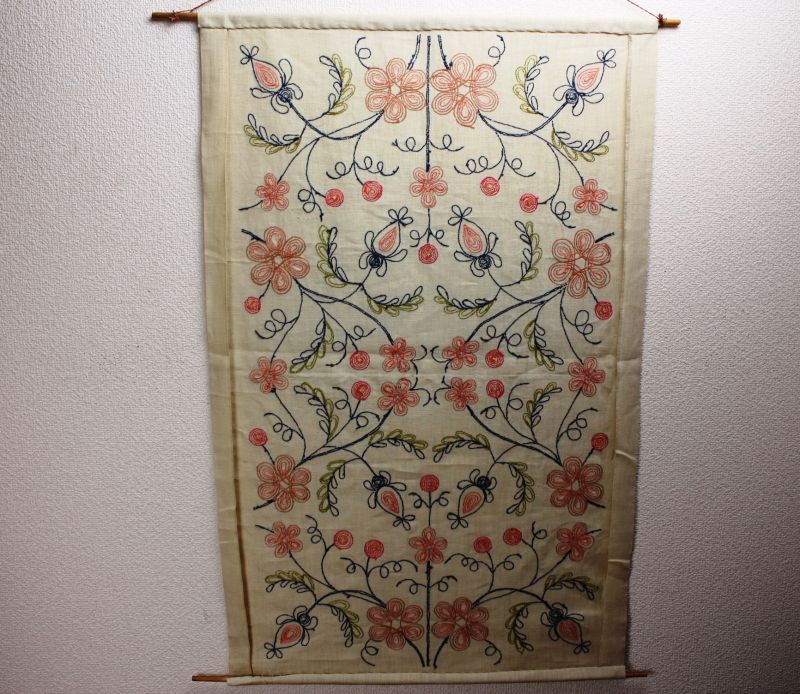 北欧刺繍 タペストリー/フラワー 北欧雑貨と北欧手工芸coco varie