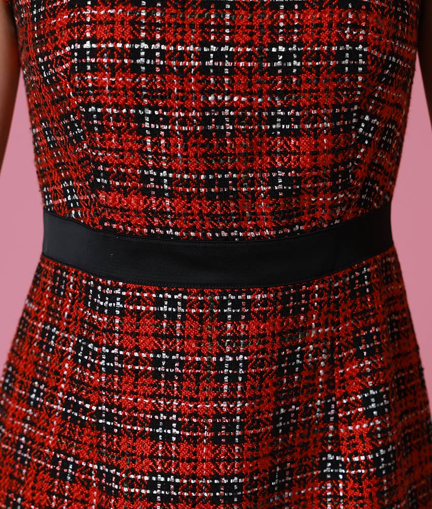 赤ツイードブラックラインミニワンピース/黒木麗奈 - カラードレス