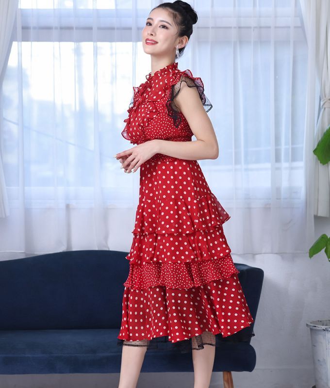 ✴︎ちょっと休憩中✴︎ビスクドール用♡ドレス(深紅)セット