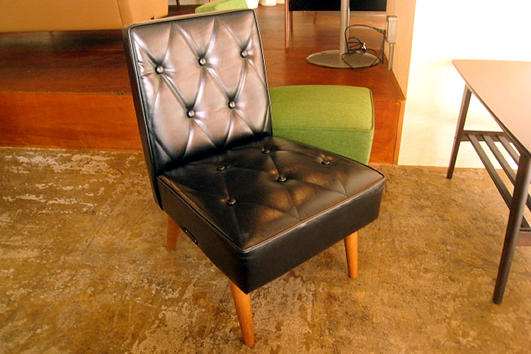 カリモク60 カフェチェア（スタンダードブラック） | collect