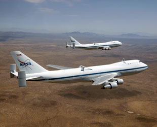 希少‼️NASA Enterprise w/Boeing 747-100SCA 46 Years Ago A Modified