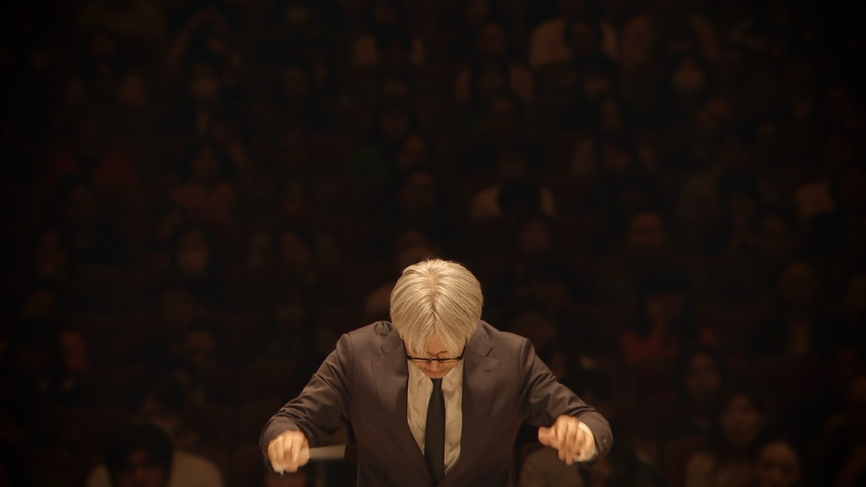 指揮・坂本龍一✕東京フィルハーモニー交響楽団による伝説の公演が