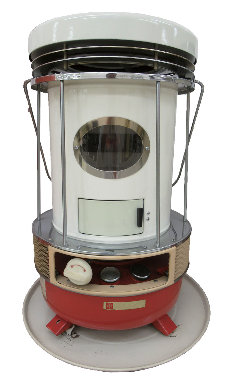 SLのある暮らし｜冬の暮らしを暖める＜コロナの石油ストーブ＞