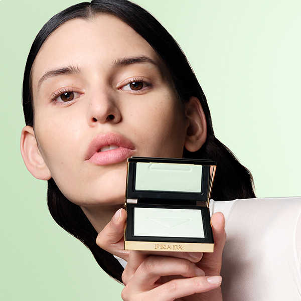 リセット セッティング パウダー / プラダ ビューティ(プレスト