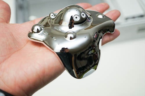 2014年最後の製品レビューは、「PS4メタルスライムエディション」だっ