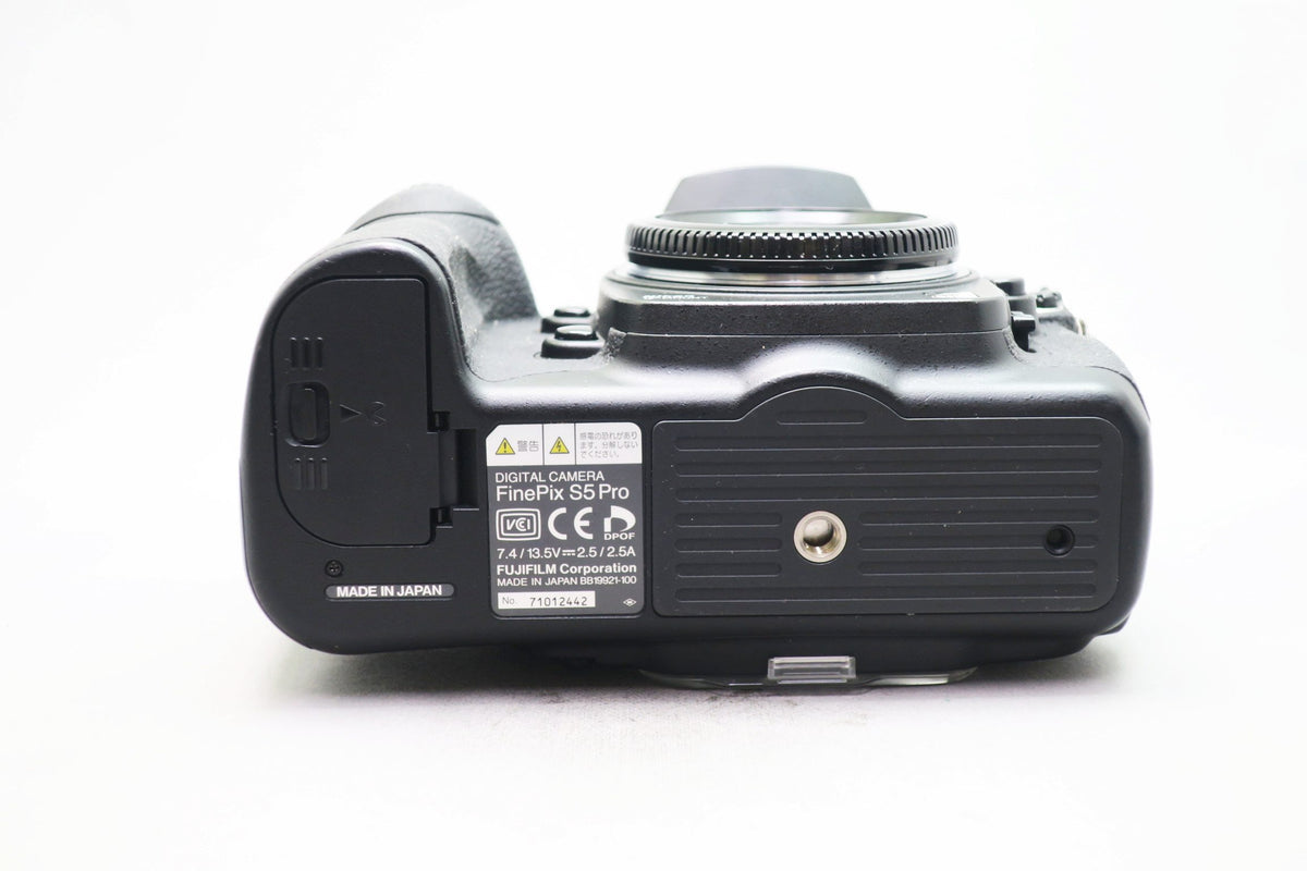 富士フィルム FinePix S5 Pro