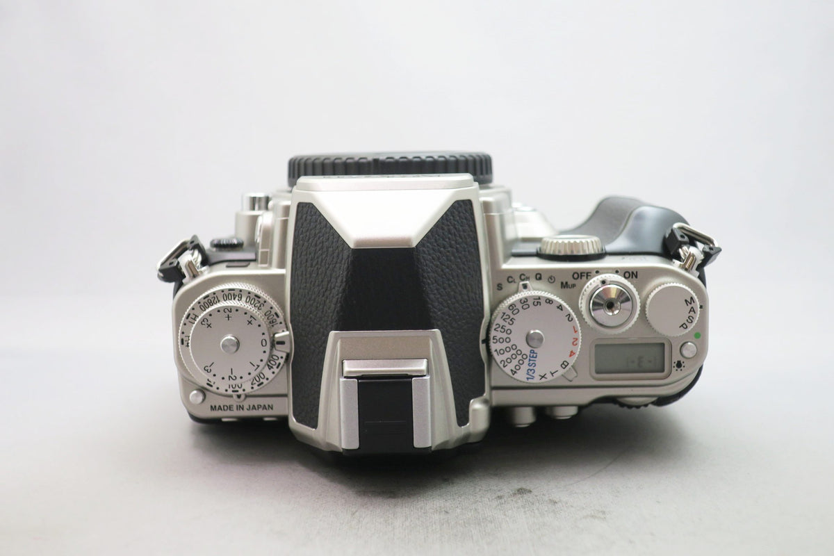 ニコン Df シルバー