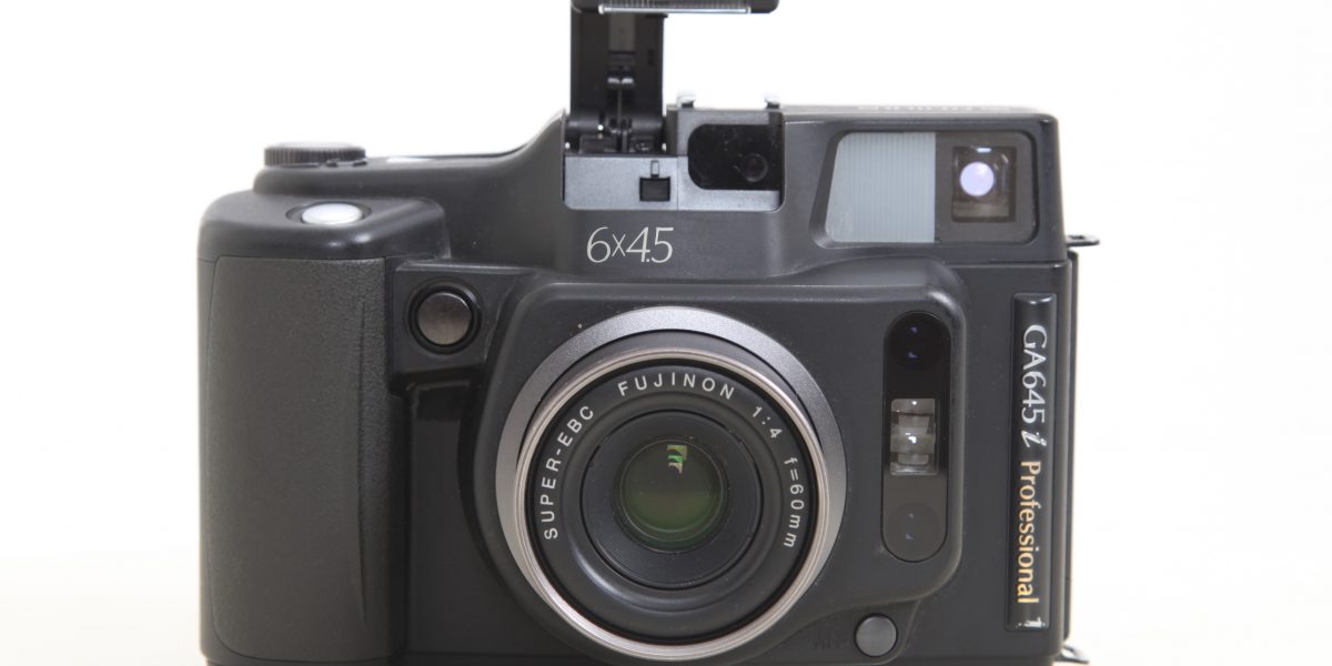 中古入荷情報】ﾌｼﾞﾌｨﾙﾑ GA645i Professional 入荷！