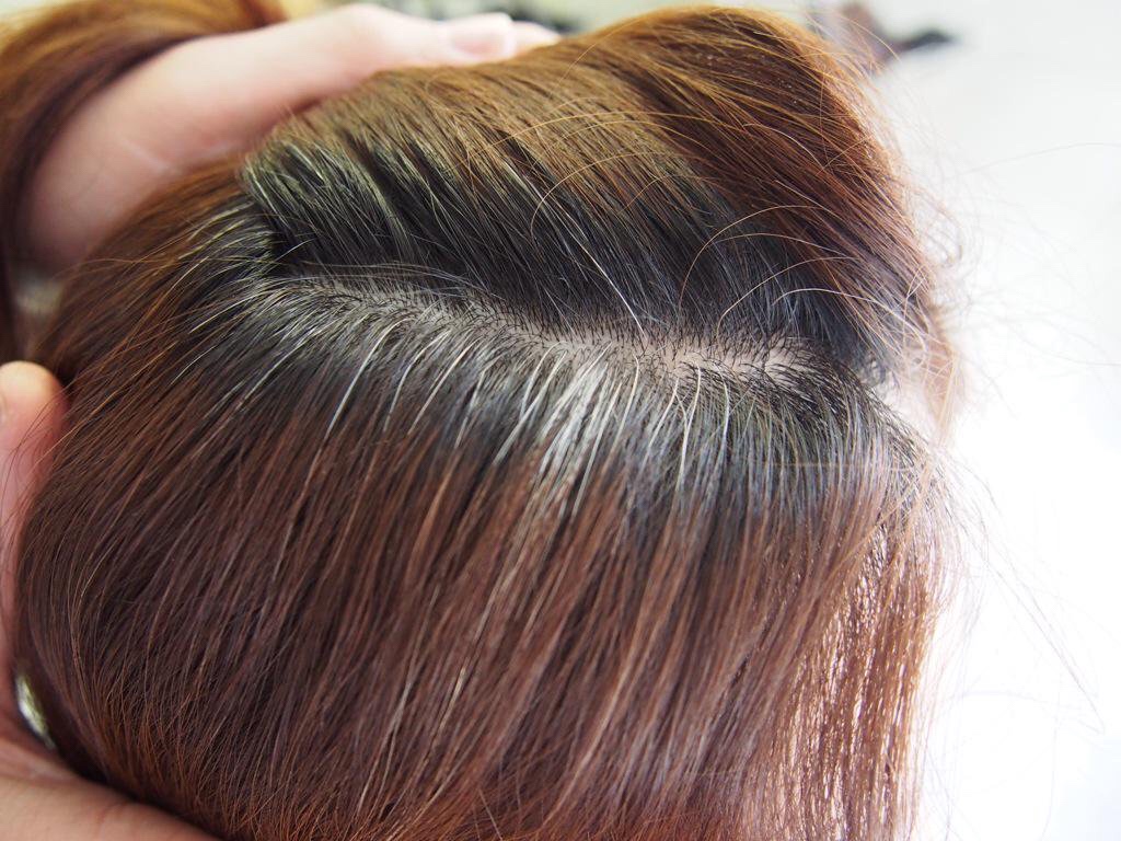 白髪が気になりだす30代に知っておきたい美しい白髪染めの秘訣(グレイ