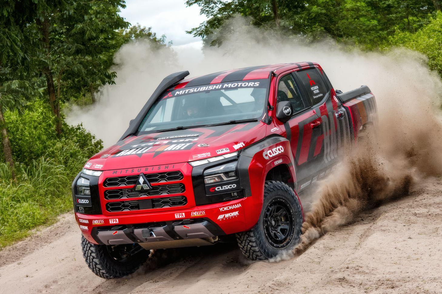 チーム三菱ラリーアート、2500kmと過酷なコースで争うアジアクロス