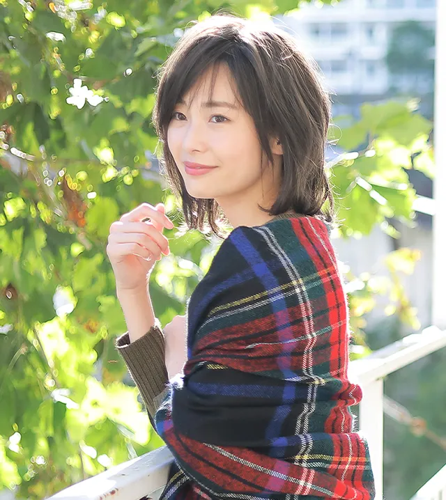 医療用ウィッグストーリー｜ミディアム｜モダニティロブ