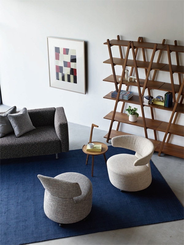 Cassina（カッシーナ）834 CICOGNINOチッコニーニョ サイドテーブル