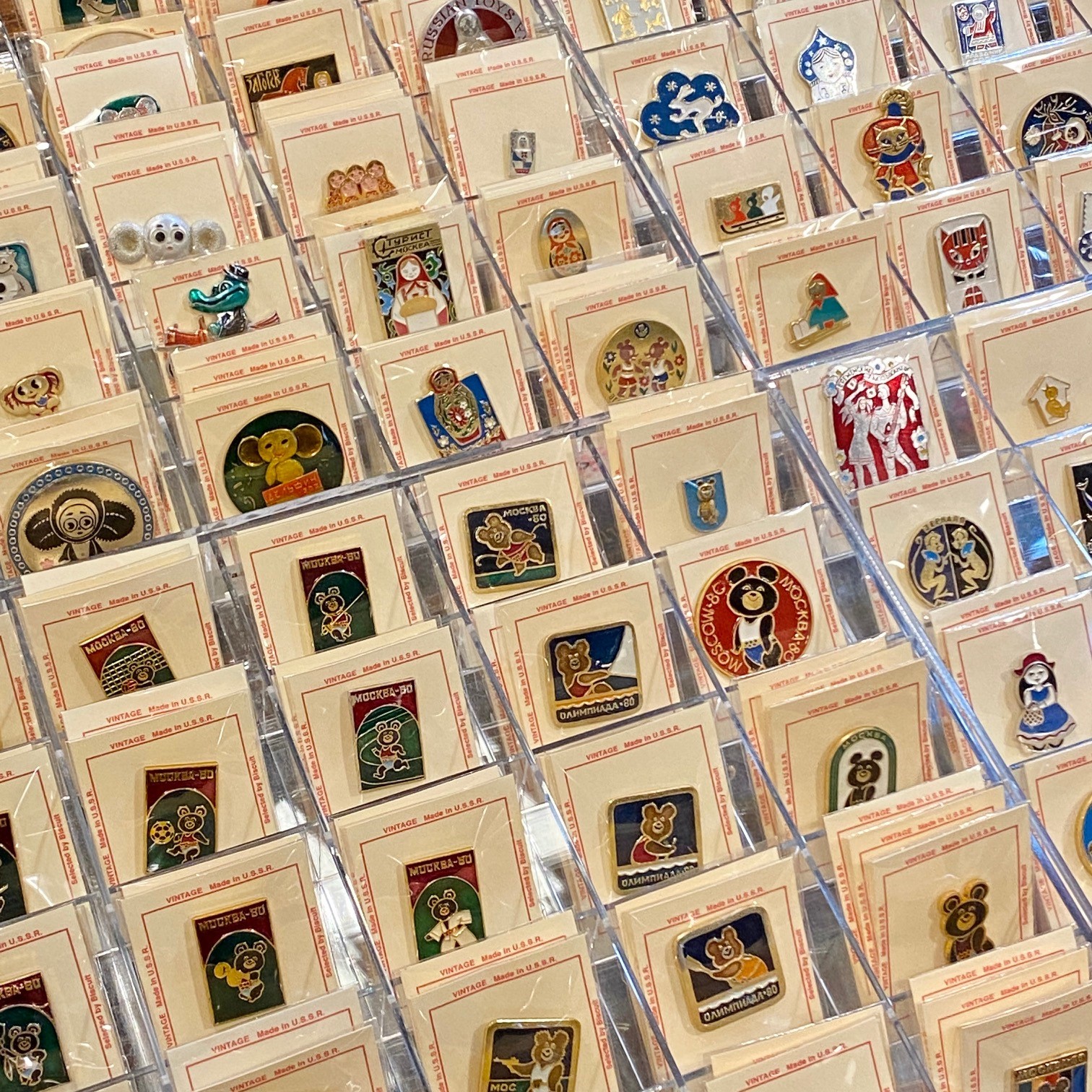 銀座 蔦屋書店】ヨーロッパで買い付けたアンティーク雑貨などを集めた