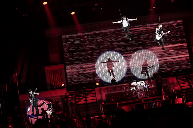 SPYAIR、アリーナ・ツアー〈真冬の大サーカス〉ファイナルを映像化