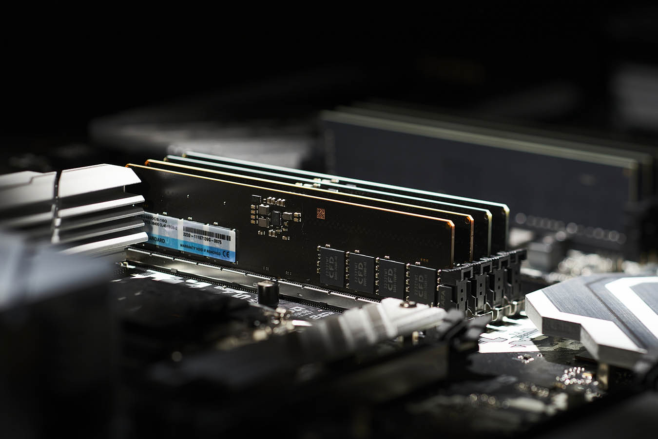 W5U4800CS-16G | CFD Standard DDR5-4800 デスクトップ用メモリ 2枚組