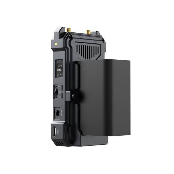 Hollyland COSMO C1 Released – Direct Live Streaming Made Easy | CineD