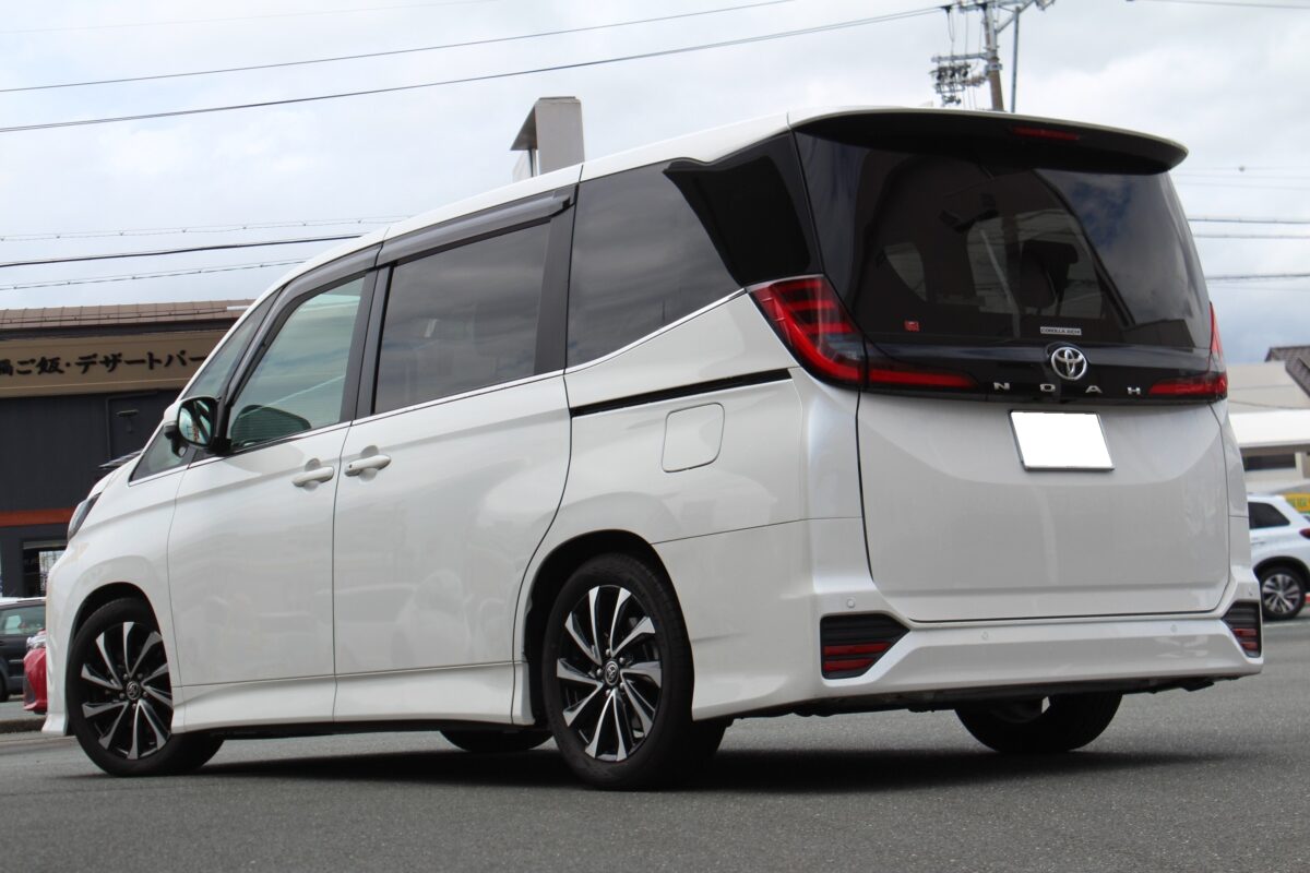 90系ノア】ドレスアップのキホンはローダウンから☆タナベDF210