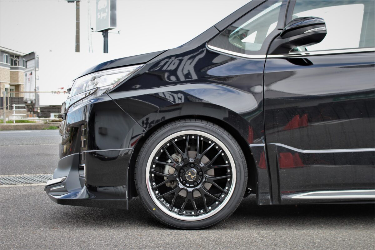 80系ノアに19インチマーベリック709M。225/40R19に挑戦！ | 鈴鹿店