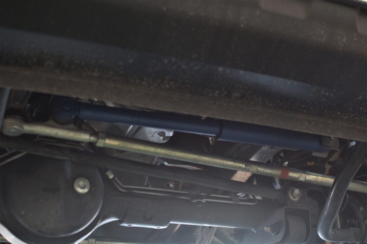 JB64 ジムニーにKYB NEW SR MC x ステアリングダンパー取付！ | URBAN