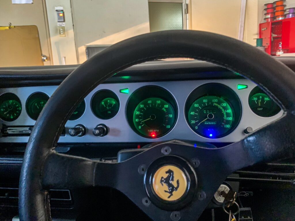 NISSAN ケンメリGTのメーターLED化とデッドニング施工とカーペット作成