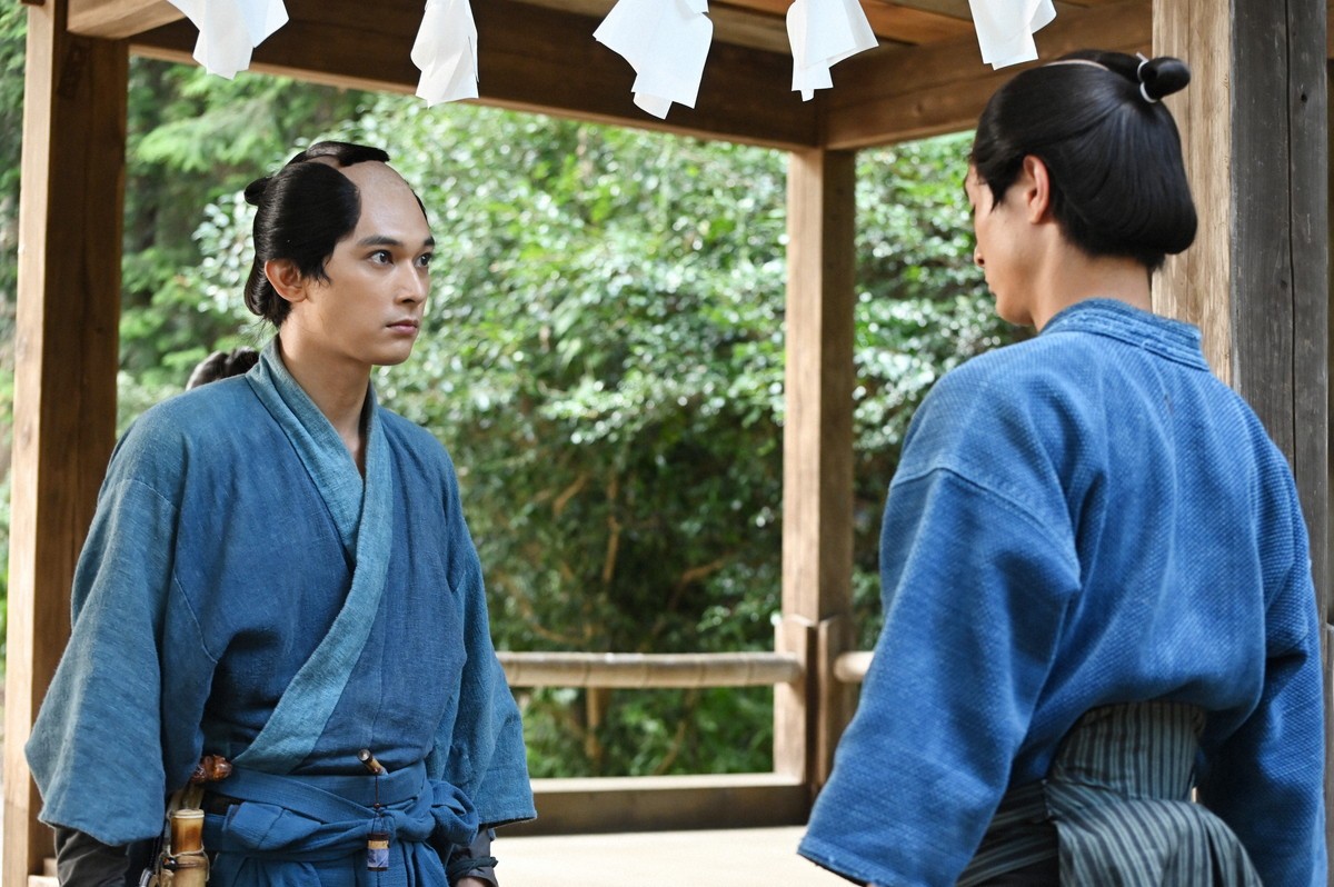 青天を衝け』第8回 “栄一”吉沢亮vs“喜作”高良健吾、“千代”橋本愛をかけ