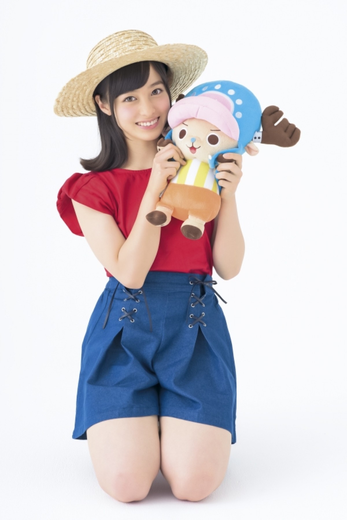 橋本環奈、『ワンピース』ルフィ＆チョッパーコスプレ披露！ 連載18