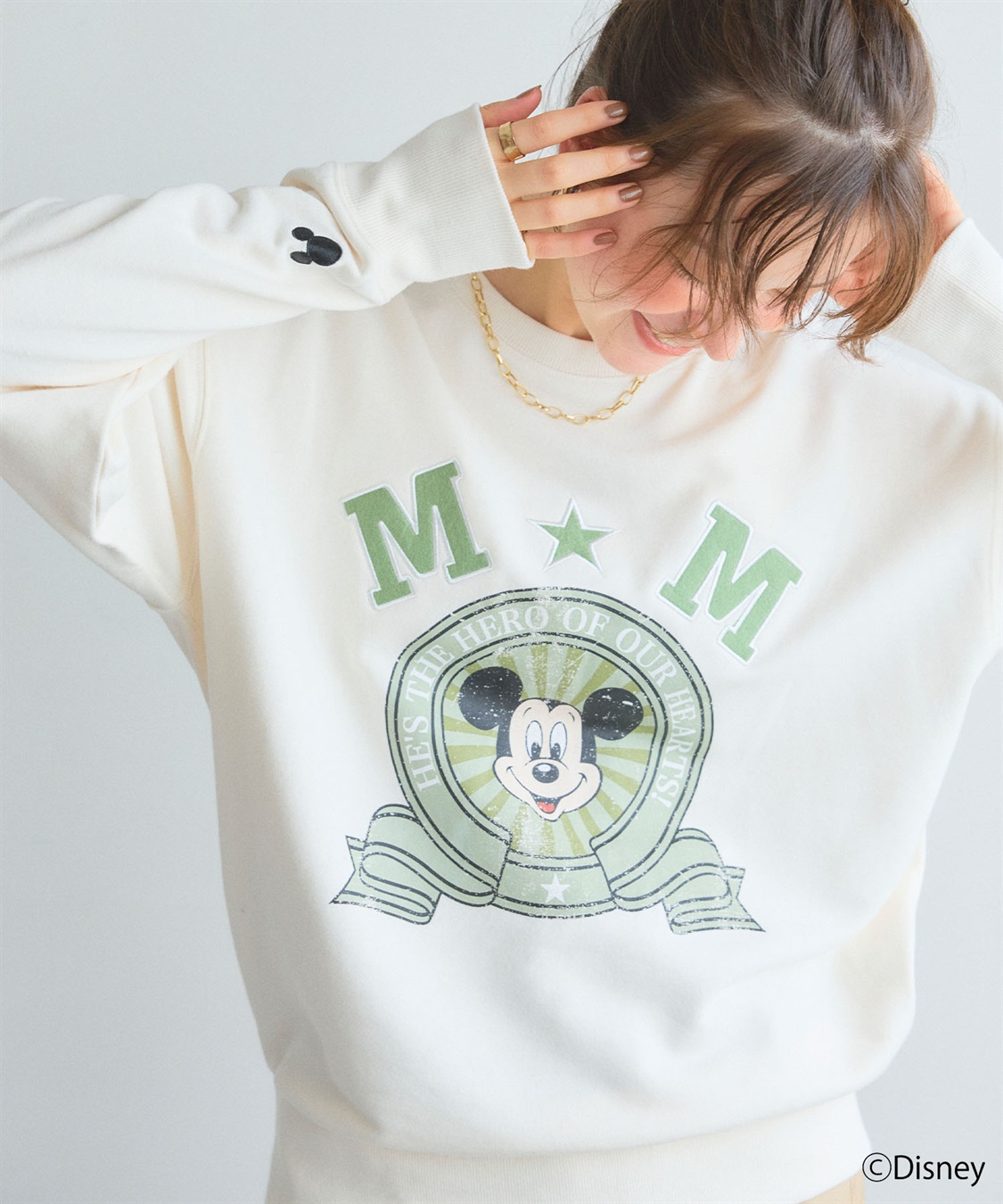 Disney/ディズニー》ミッキーマウス刺繍ワッペンデザインスウェット