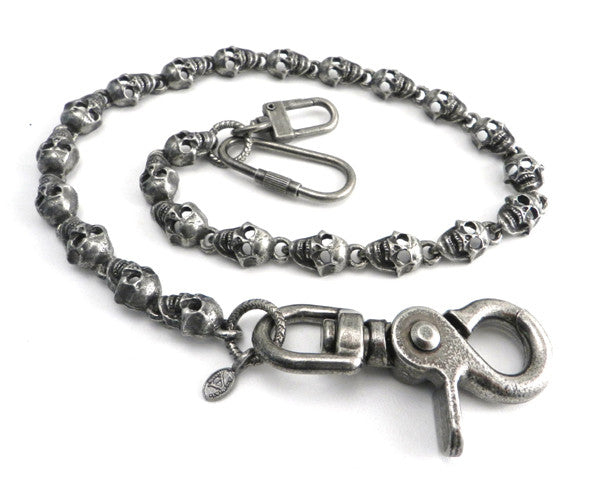 Flat Skull Pewter Wallet Chain | AMiGAZ Attitude Approved Accessories