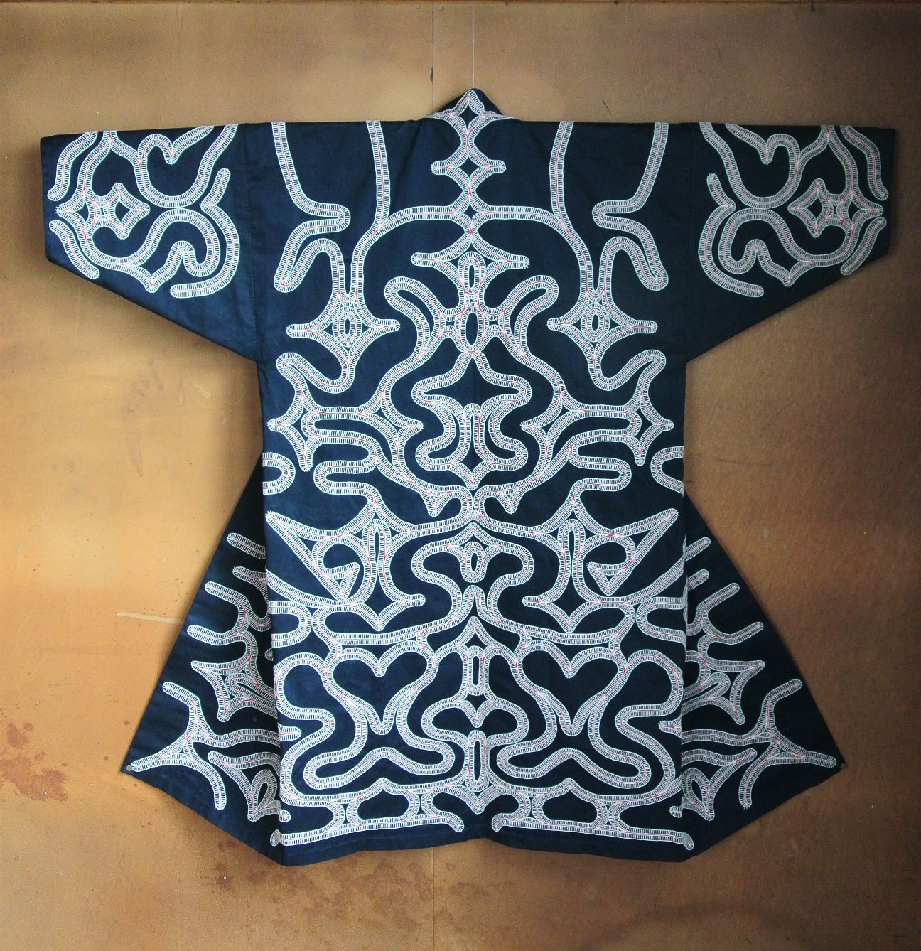 アイヌ民族衣装 桐本まき子 チヂリ（無切伏刺繍衣）木綿衣 着物